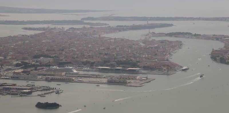 Seven Seas Explorer - cruiseschip in Venetië