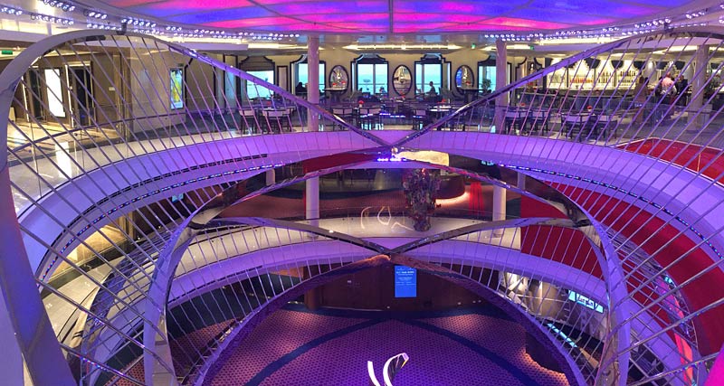 Holland America Line - Nieuw Statendam - Atrium