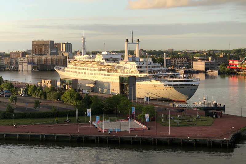 doop cruiseschip ms rotterdam holland america line