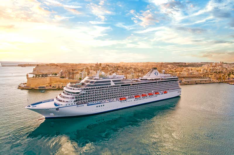 Oceania Cruises Riviera in Valletta Malta