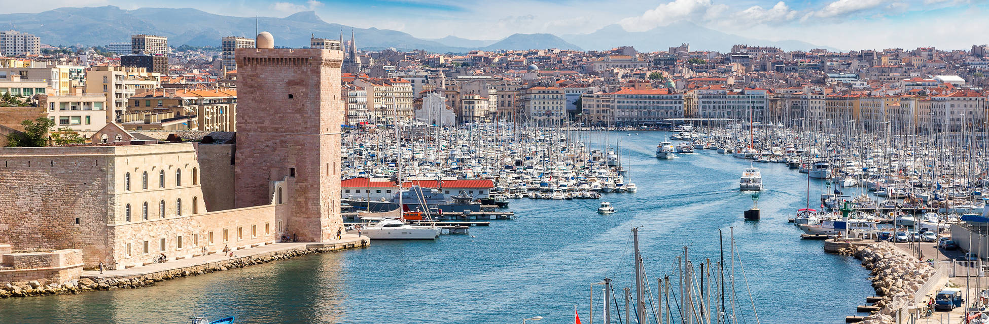 Marseille-haven-AdobeStock_101719571.jpg