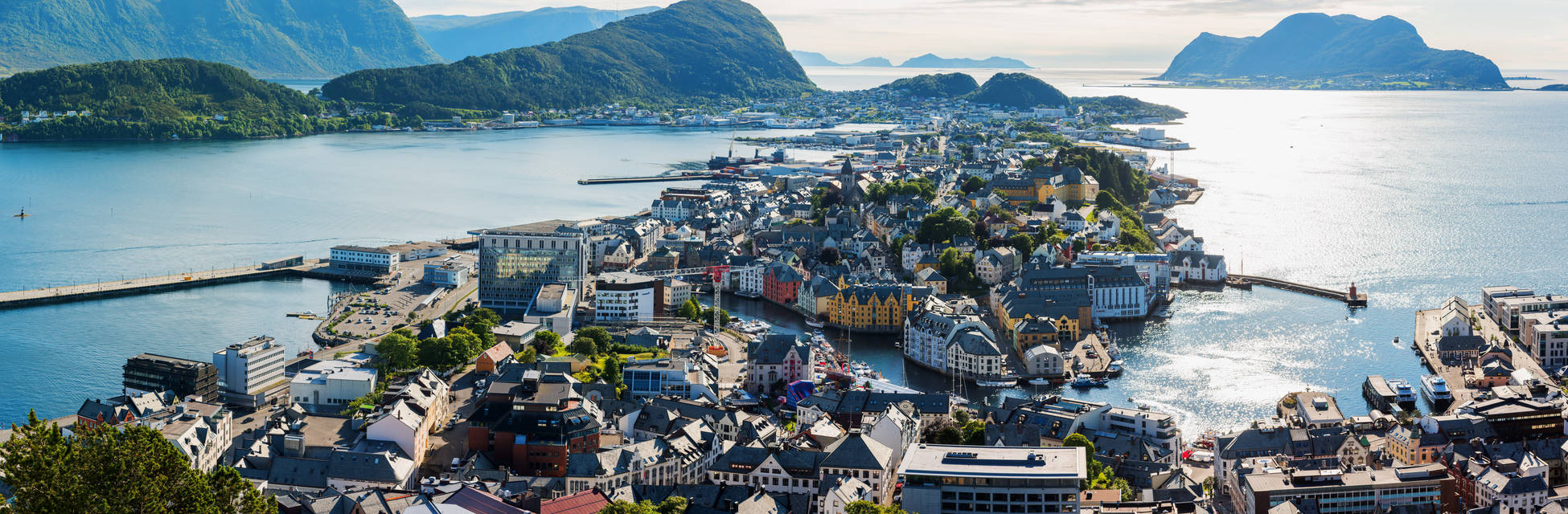 noorwegen-alesund-adobestock_170613457.jpg_2