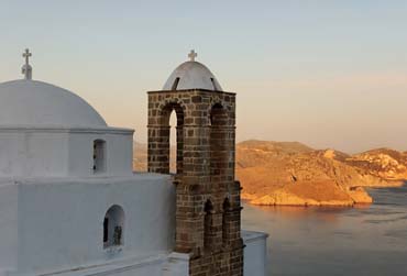 griekenland-santorini-oia-avond.jpg