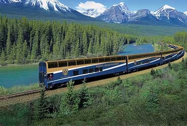 canada-rocky-mountaineer-2.jpg